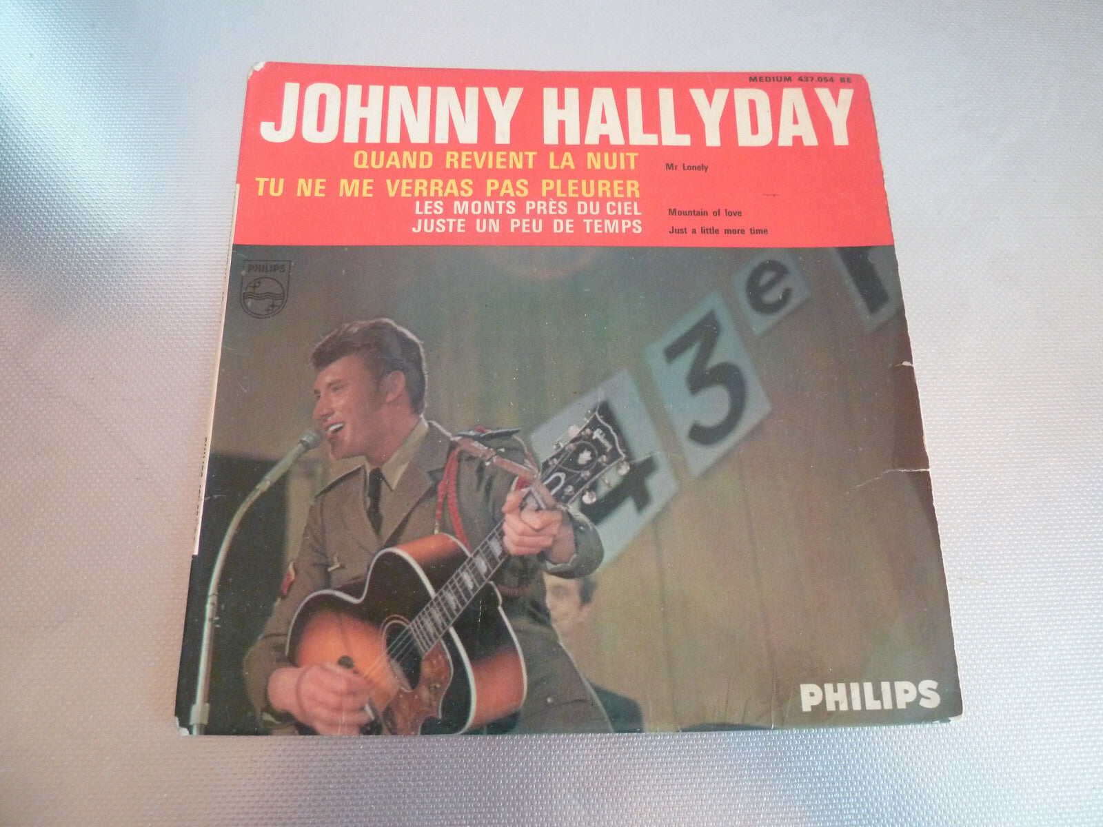 Johnny HALLYDAY     Quand revient la nuit     7'  EP 45 tours