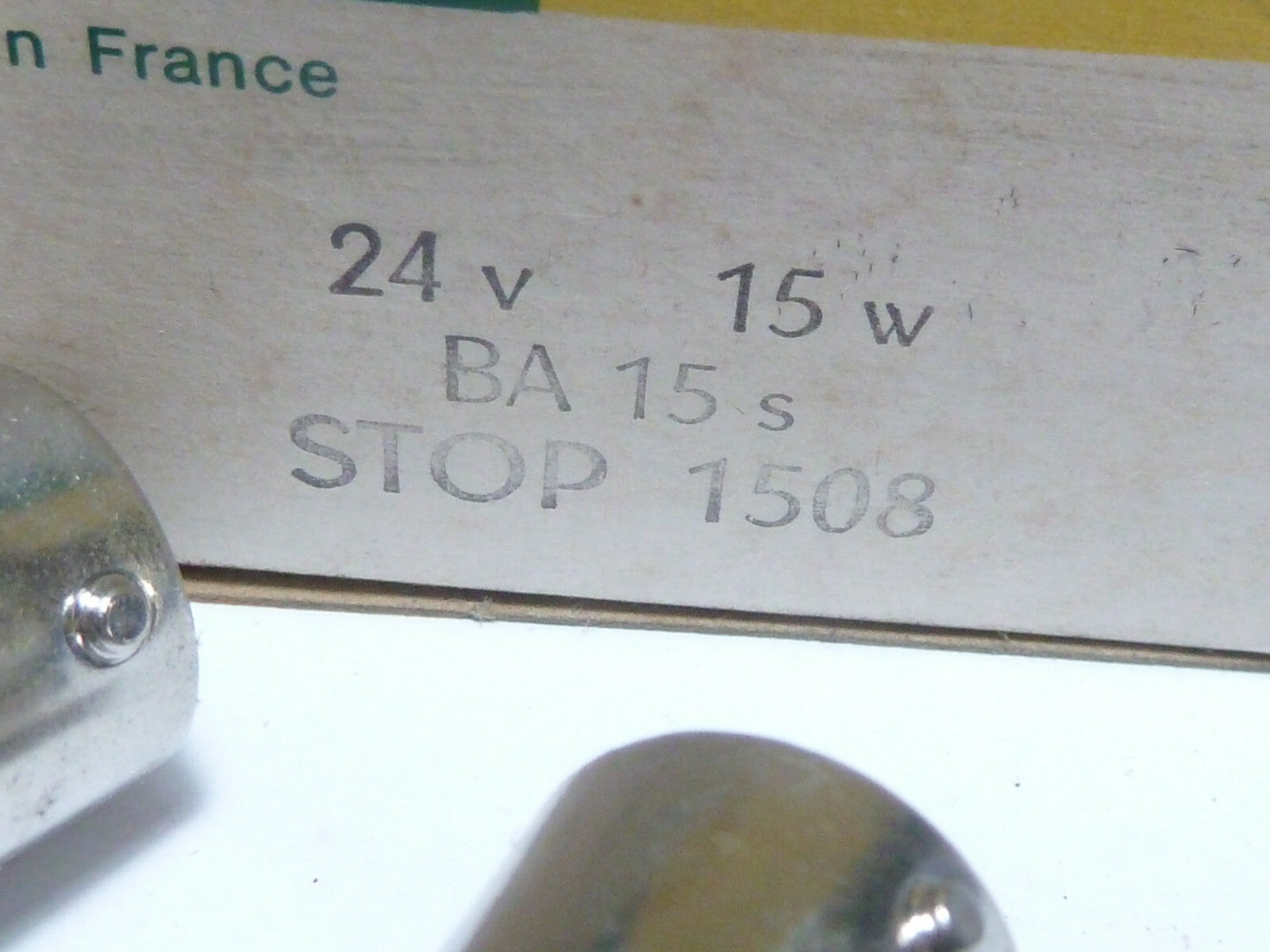 2 Ampoule MAZDA 24V 15W BA15s  ancien stock 24 V 15 W BA 15 s