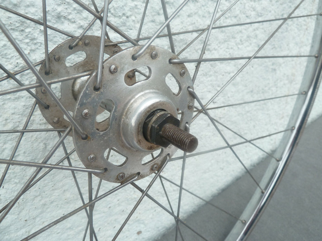 Ancienne roue superchromix   vintage 700c 622x18 Made in france NOS