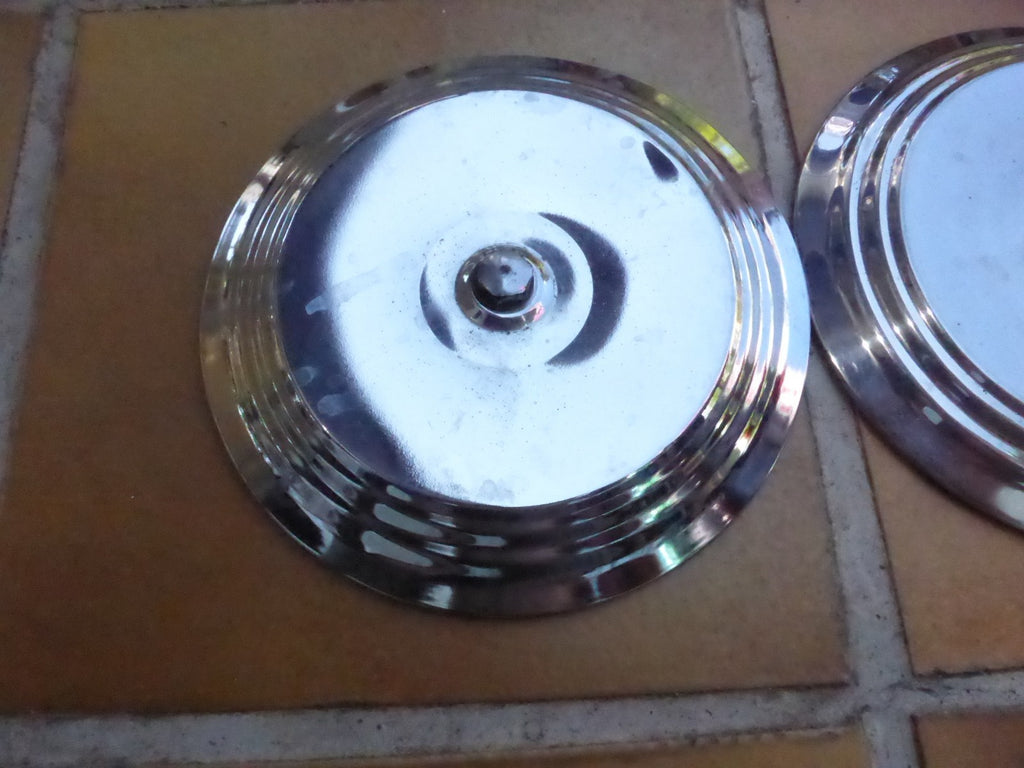 2 Ancien Enjoliveur De Roue Chromé diamètre 235mm pour RENAULT 16 old car R16