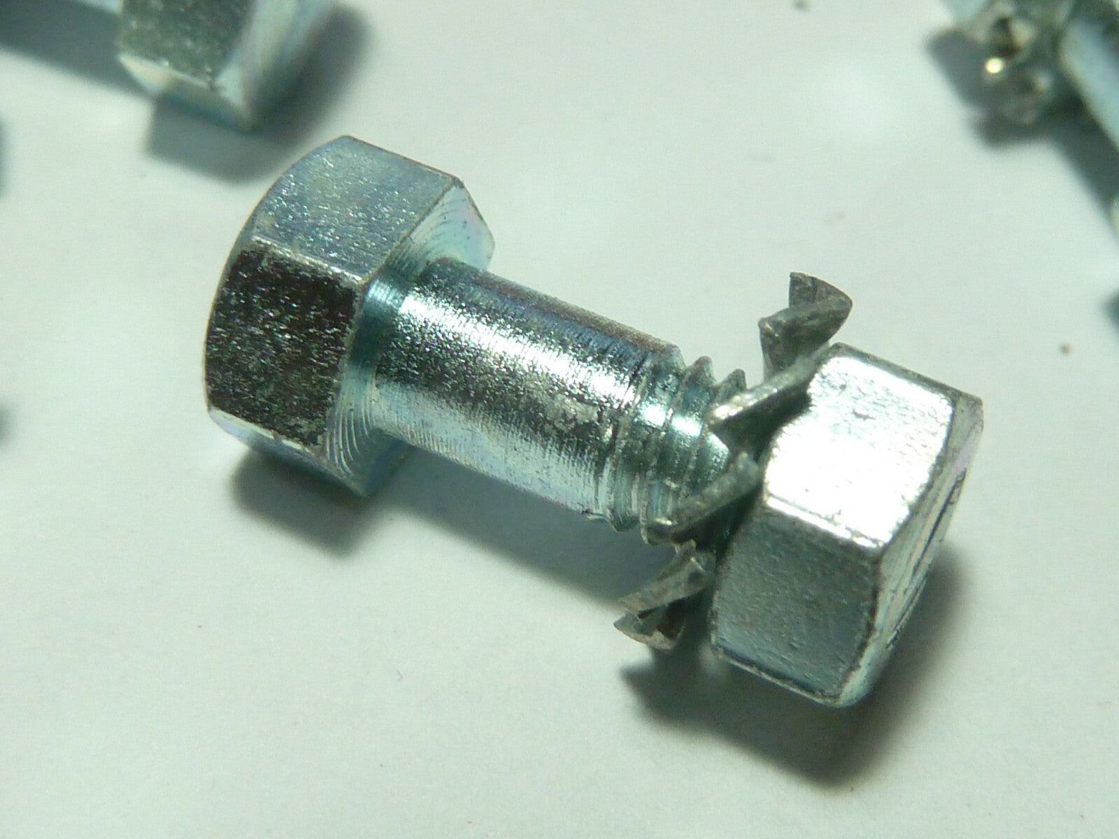 5 boulons  ecrou fixation couronne carré 5x13 mm Peugeot  motobecane motoconfort