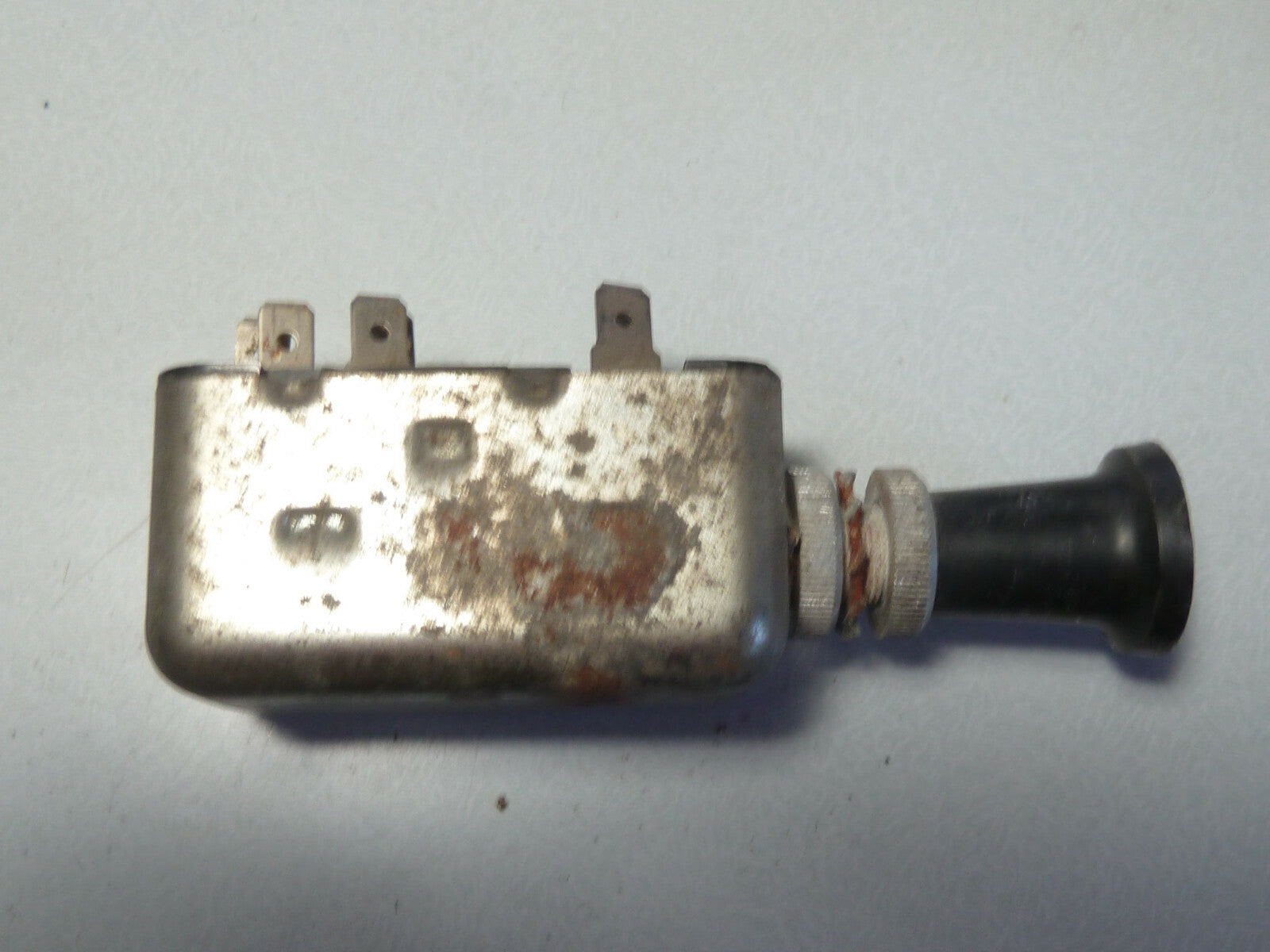 interrupteur bouton Warning ancien HAZARD tacot vintage
