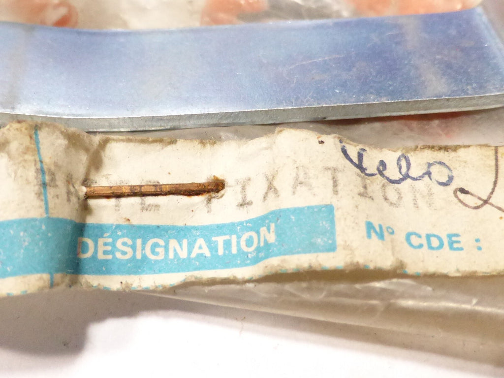 NOS ancien vintage patte de fixation  vélo Peugeot