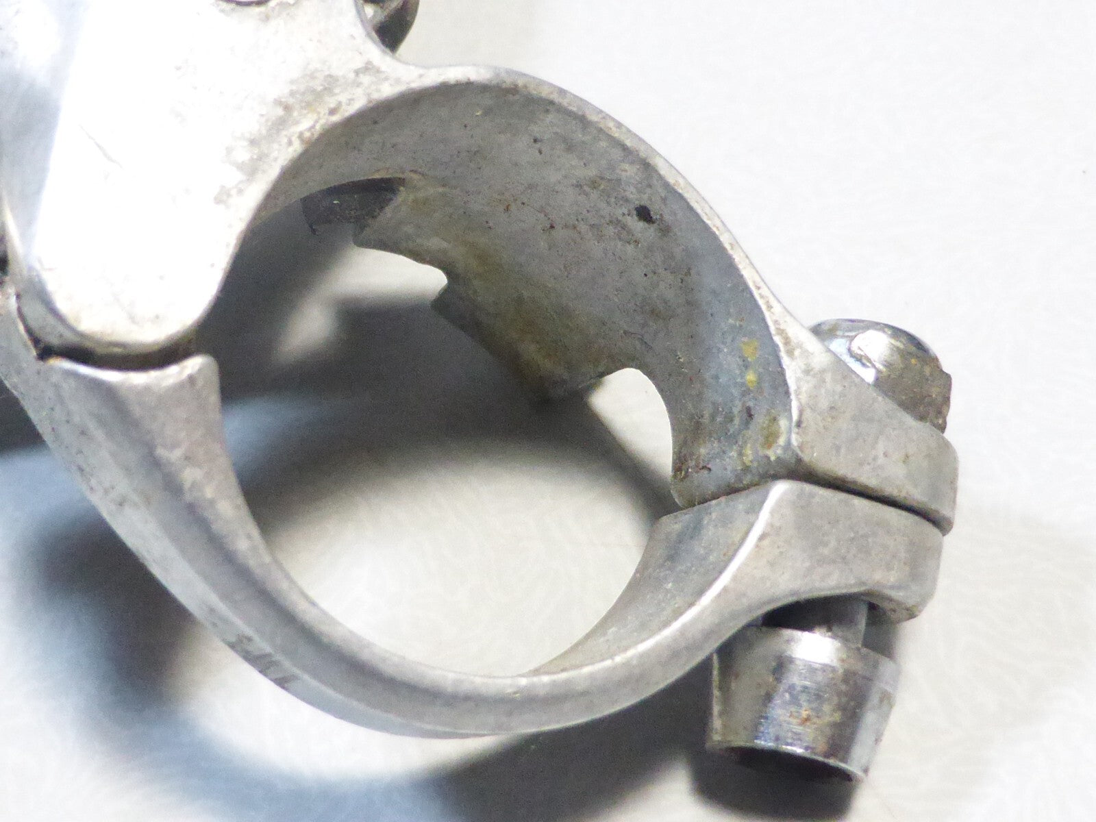 DÉRAILLEUR AVANT Shimano 600AX front derailleur ,clamp 28.6mm 1982