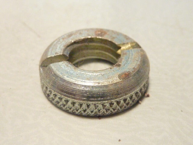ancienne écrou vis molette de capot carter motobecane peugeot terrot solex