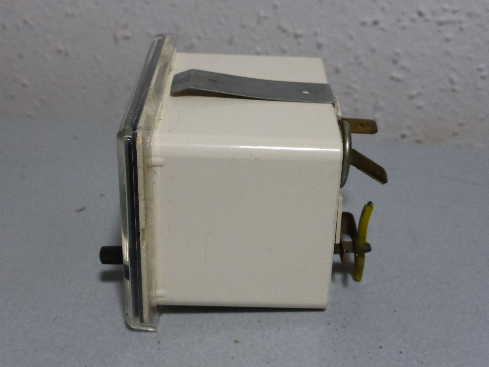 Montre horloge électrique  KIENZLE  Renault Peugeot Citroën