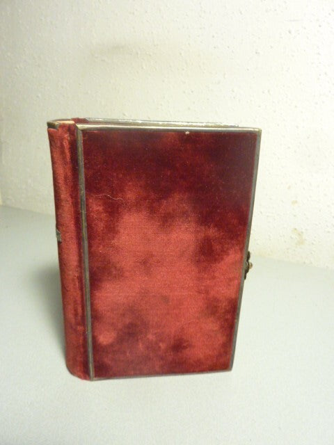 Rare Beau Petit Parroissien Complet 1855 velours et metal office du dimanche