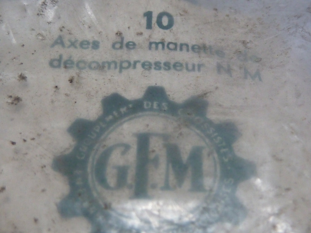 NOS ancien stock Vis  Ecrou d'axe de manette de gaz SoleX 2200 décompresseur