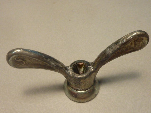 2 anciens Ecrous Papillon Velo Ancien Set Wing Nuts Brass 8 mm vintage Sova