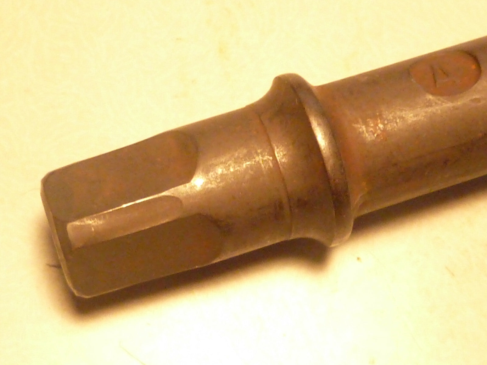 Nos axe pédalier 125 mm axe pédalier Bottom bracket   STRONGLIGHT vintage