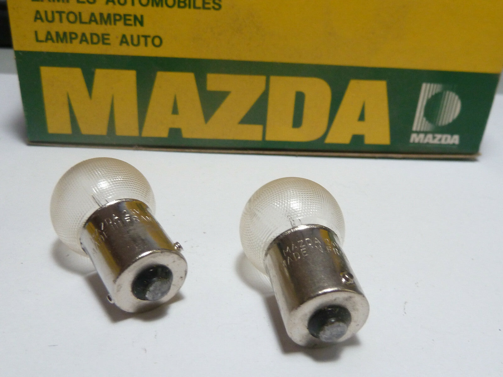 2 Ampoule MAZDA 24V 15W BA15s  ancien stock 24 V 15 W BA 15 s