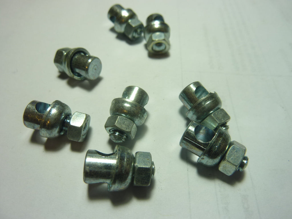 8 anciennes SERRE TRINGLE  L 17,4 X 8 X D 5mm POUR TRINGLE DE 5mm VINTAGE ALGI