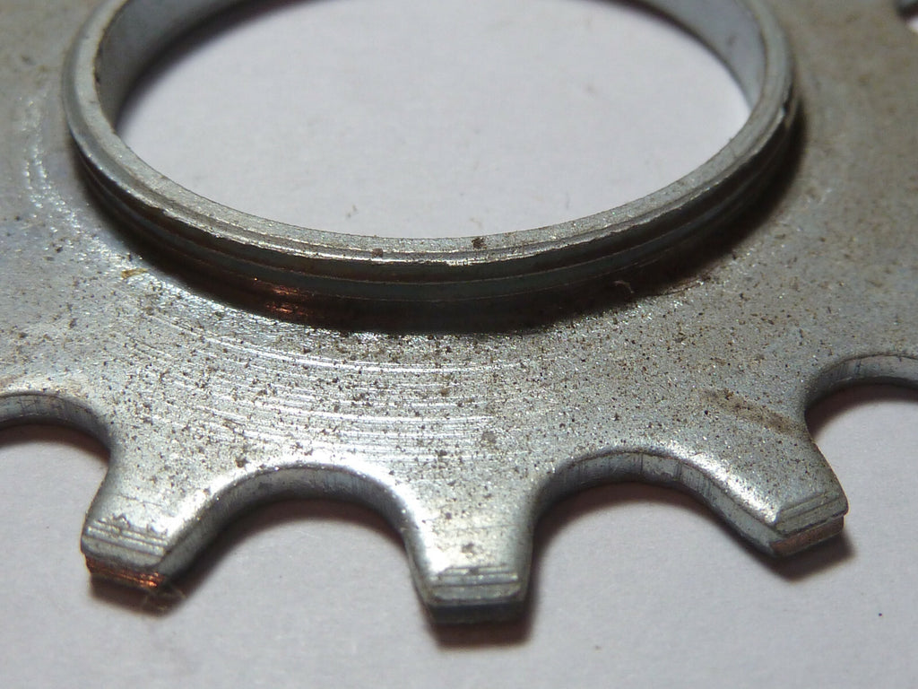 Sachs Maillard Sprocket.cogs pignon vintage 16 T Argent  silver NOS
