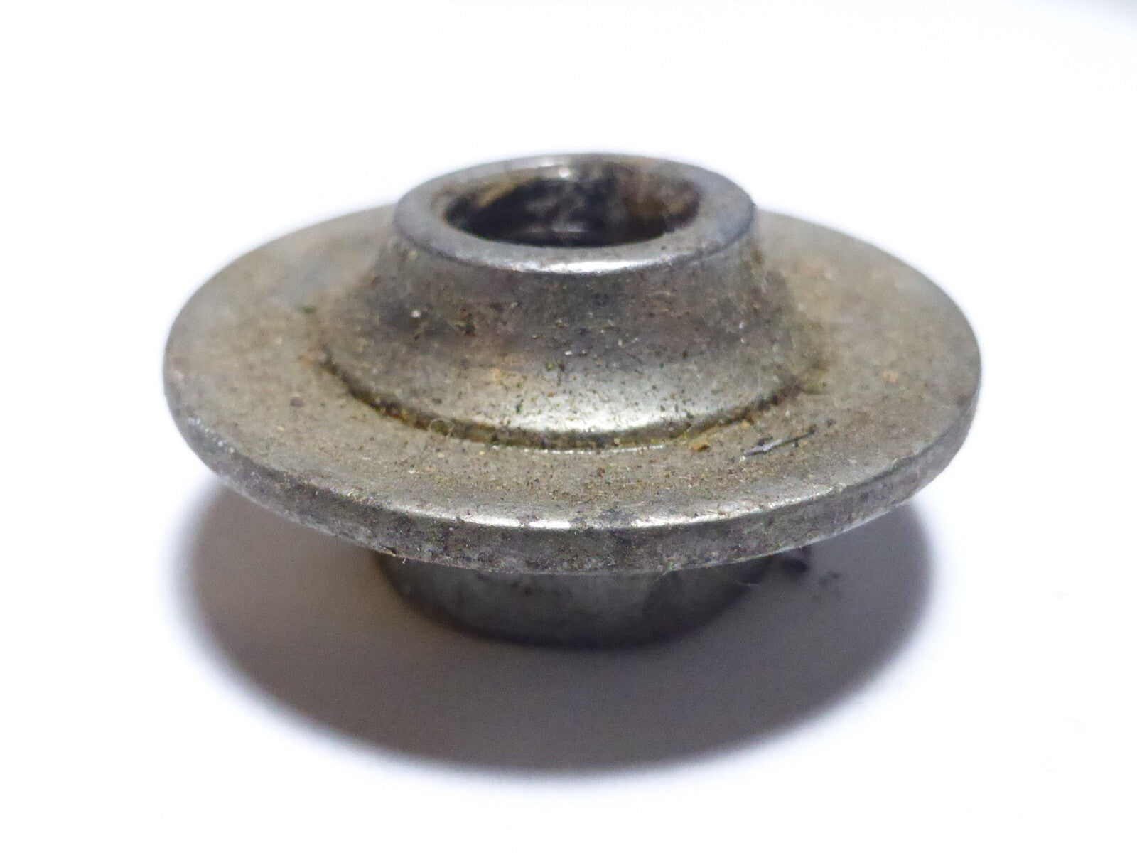 écrou de roue moto 6 pans