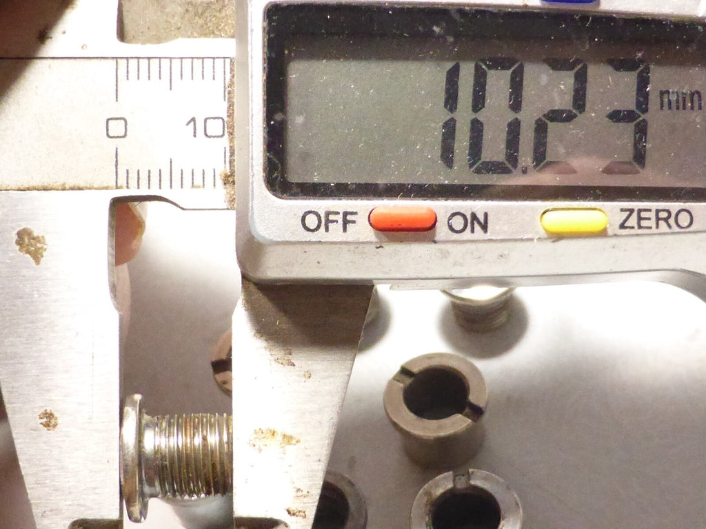 lot de 5 Vis  vélo pédalier chromé RPM  motobecane peugeot vintage