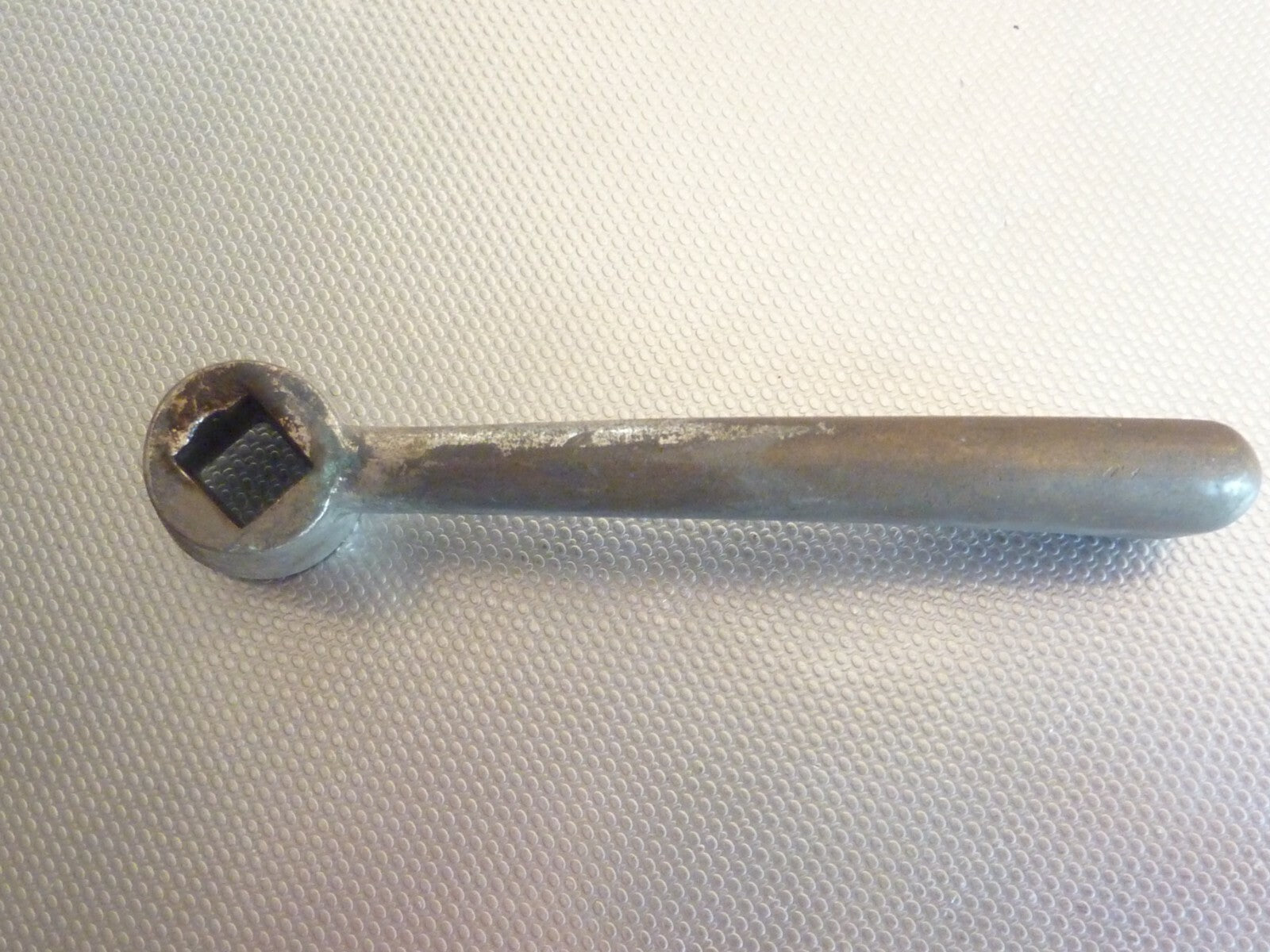Poignée portière AUTO ancienne SIMCA RENAULT PEUGEOT CITROEN PANHARD FORD OPEL