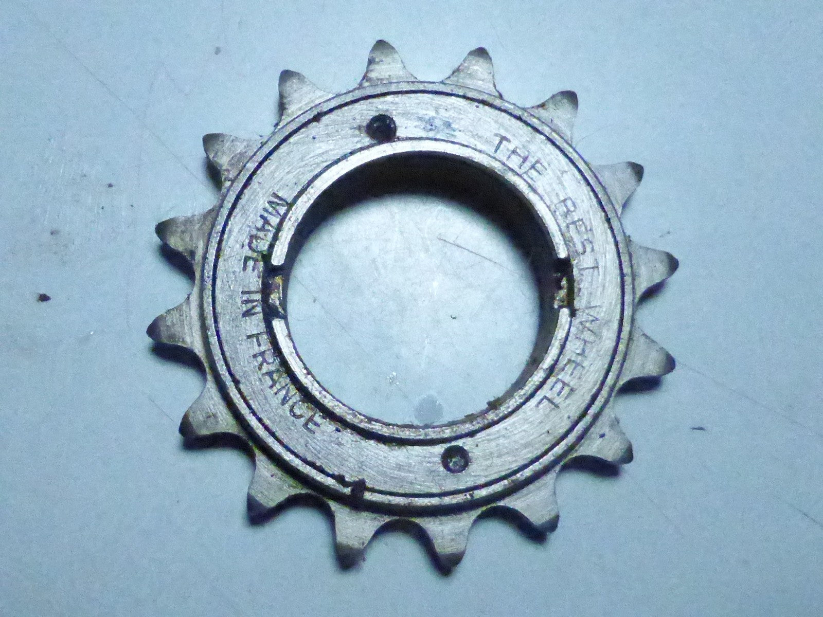 NOS OLD BIKE NOS ATOM MAILLARD the best FREEWHEEL  16/D EROICA 32x100 roue libre