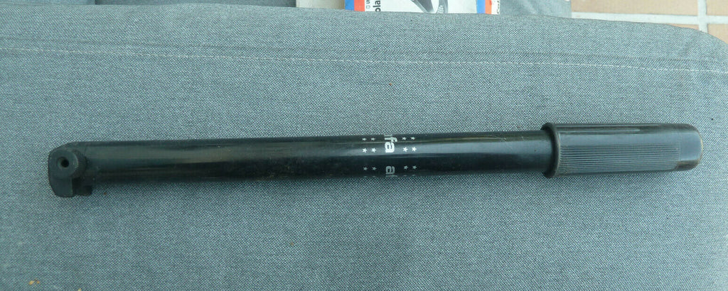 NOS NEW 1 pompe velo vintage  AFA POMPE A AIR 32.5-30 cm - MADE IN FRANCE noir