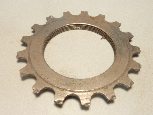 ancien vintage pignon cogs 17 dents maillard