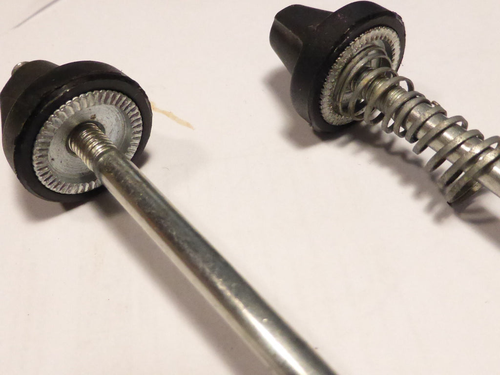NOS SERRAGE RAPIDE vintage   Front rear  Quick Release FIXATION VELO ROUTE Miche