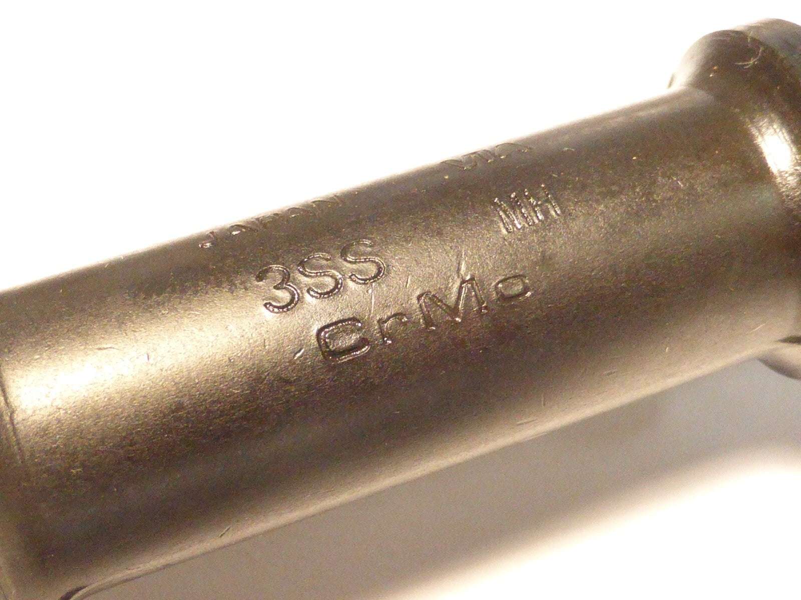 NOS Shimano  68 - 122 mm bicycle bottom bracket NOS L'eroica