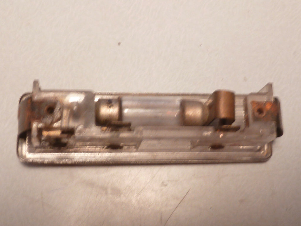 Plafonnier d'éclairage habitacle MK 140 d'origine véhicule ancien