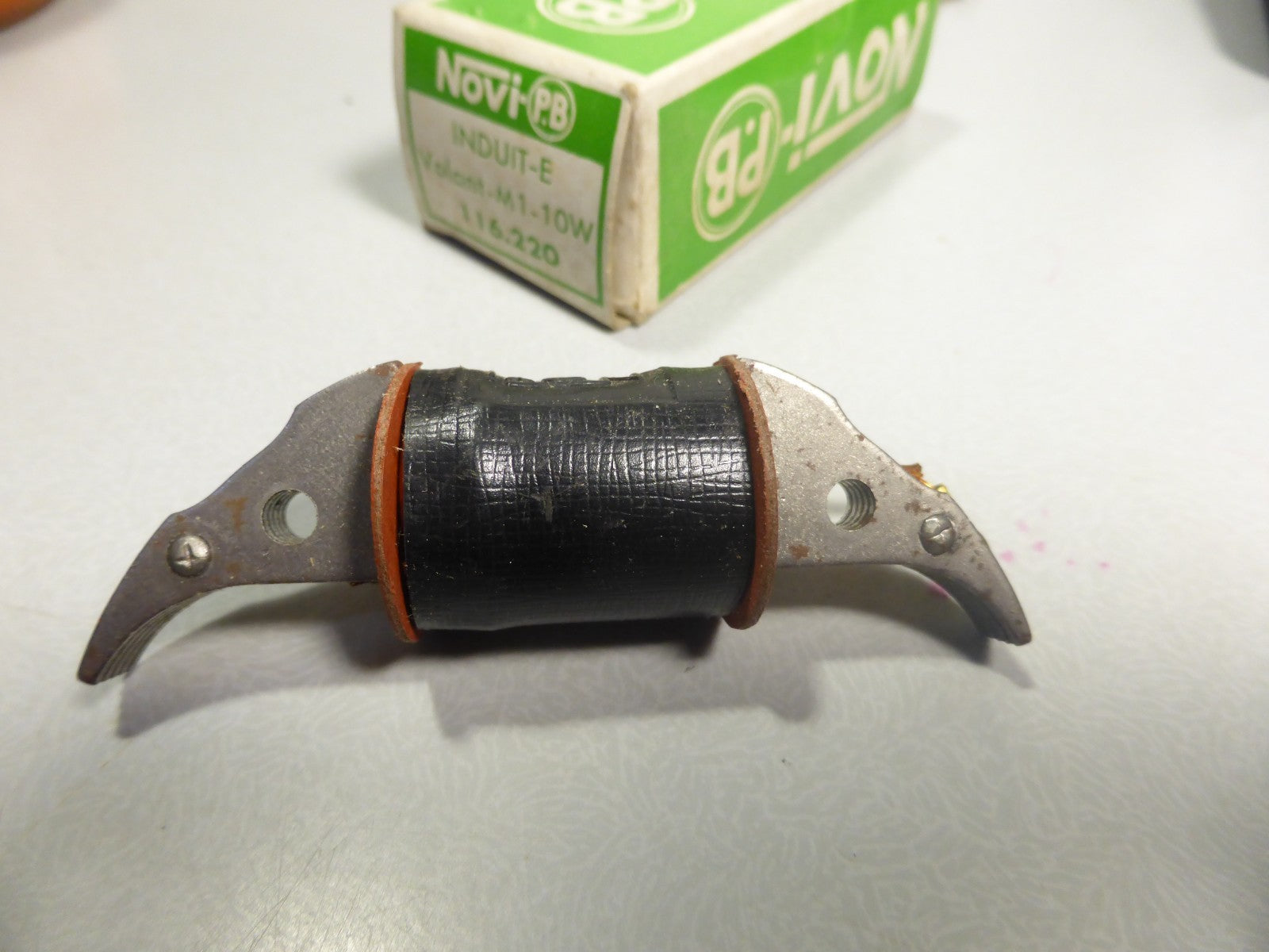 NOS Motobecane 19948 Bobine Novi 116220 Induit Éclairage
