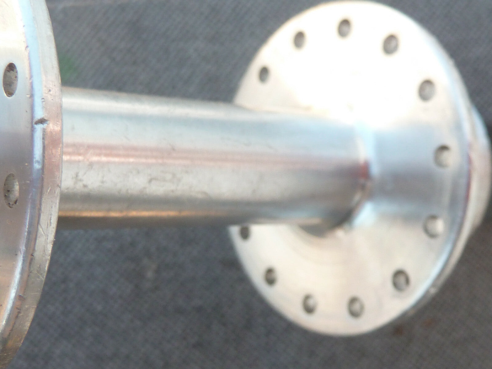 ✨ NOS neu ATOM vintage axe moyeux 28 trous HOLE  rear HUB, 1980 fixie piste✨