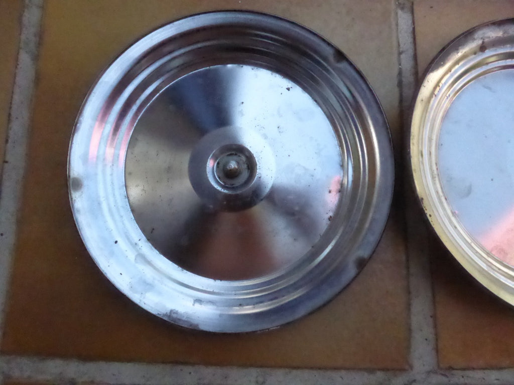 2 Ancien Enjoliveur De Roue Chromé diamètre 235mm pour RENAULT 16 old car R16