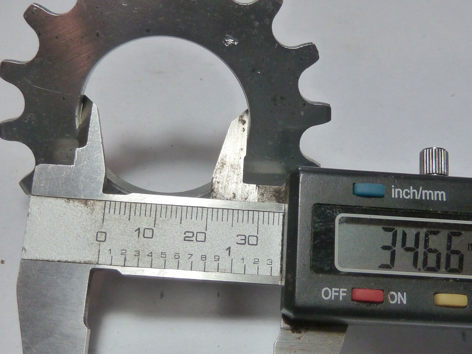 Sachs Maillard Sprocket.cogs pignon vintage 16 T  Argent  silver NOS