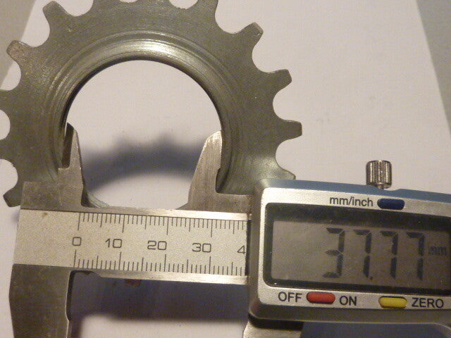 ✨ COG Pignon Maillard 18T – MC – Fileté – Vélo Vintage – NOS 🚲✨