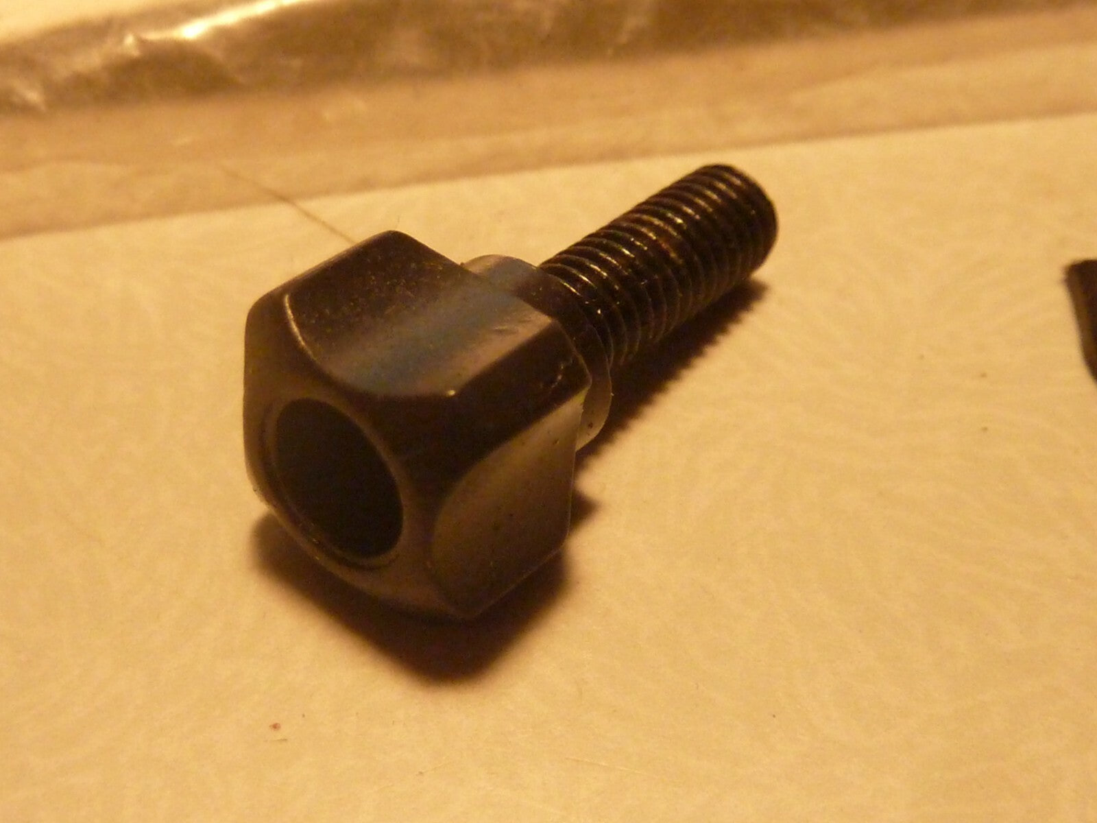 1 vis screw  compteur sachs multitronic  bicycle  odometer Fahrrad Tacho