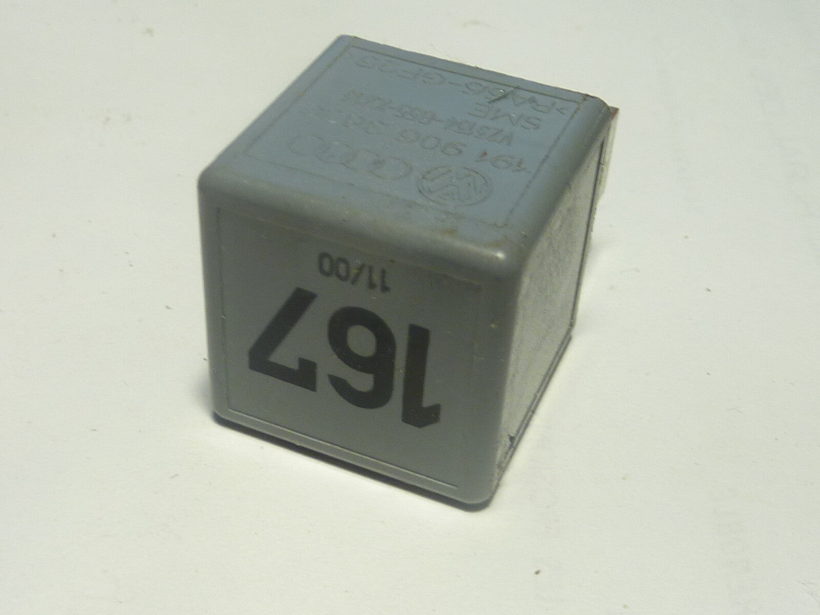 VW / Audi Relay 167 191 906383C