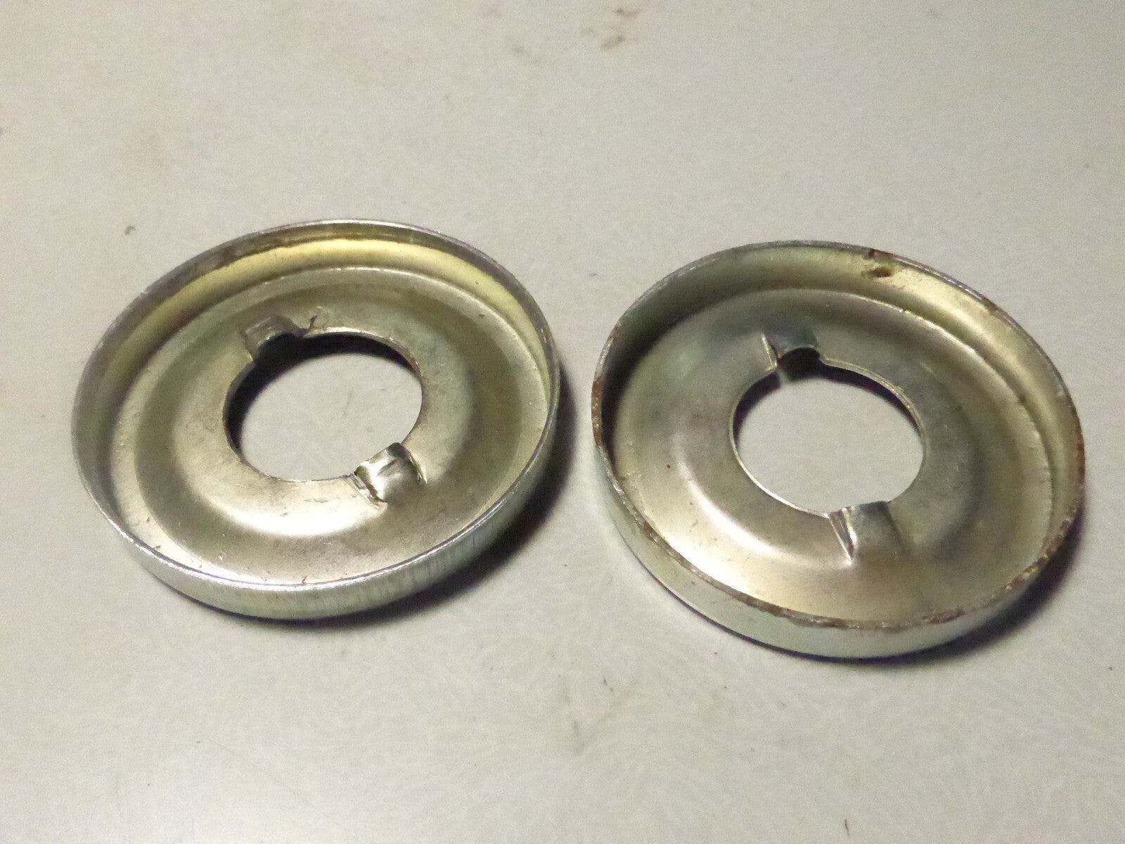 lot de 2 rondelle  écrou boîtier de pédalier velo BMX vintage