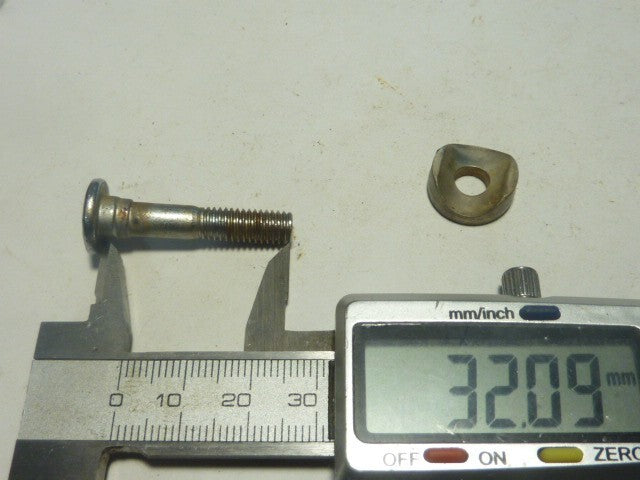 ancien AXE  freins  vintage pivot central brake axel