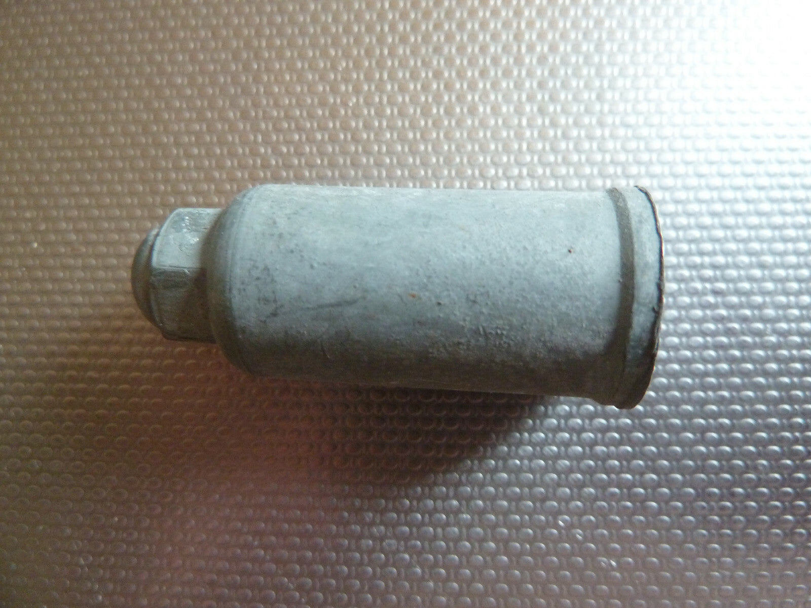 NOS 1 gurtner cuve decantation  ancien stock D12G D 12 G 597 Paloma 6585