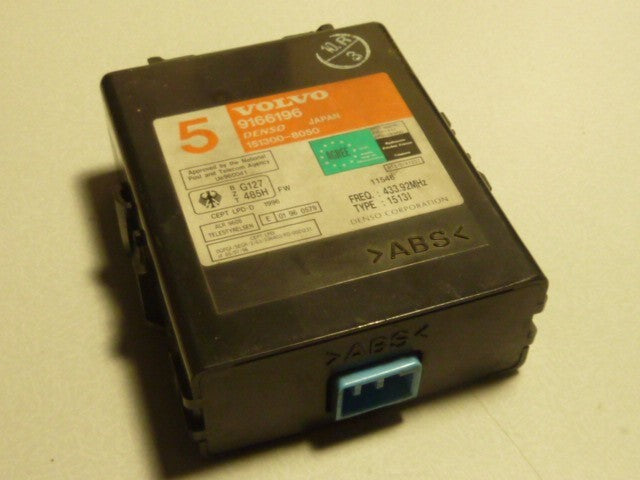 Calculateur  Volvo 9166196 151300-8050 Denso