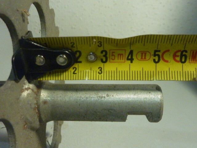 axe PEDALIER ANCIEN 27 Zähne  Tretach  Treta27 DENTS moped altes Puch ? CIAO ?