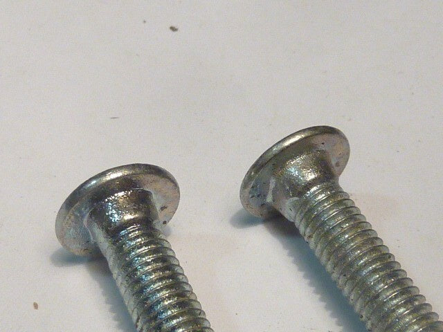 ✨ Ancien stock / NOS –  2 vis Algi – M5 x 30 mm Tête ronde à méplat avec collet