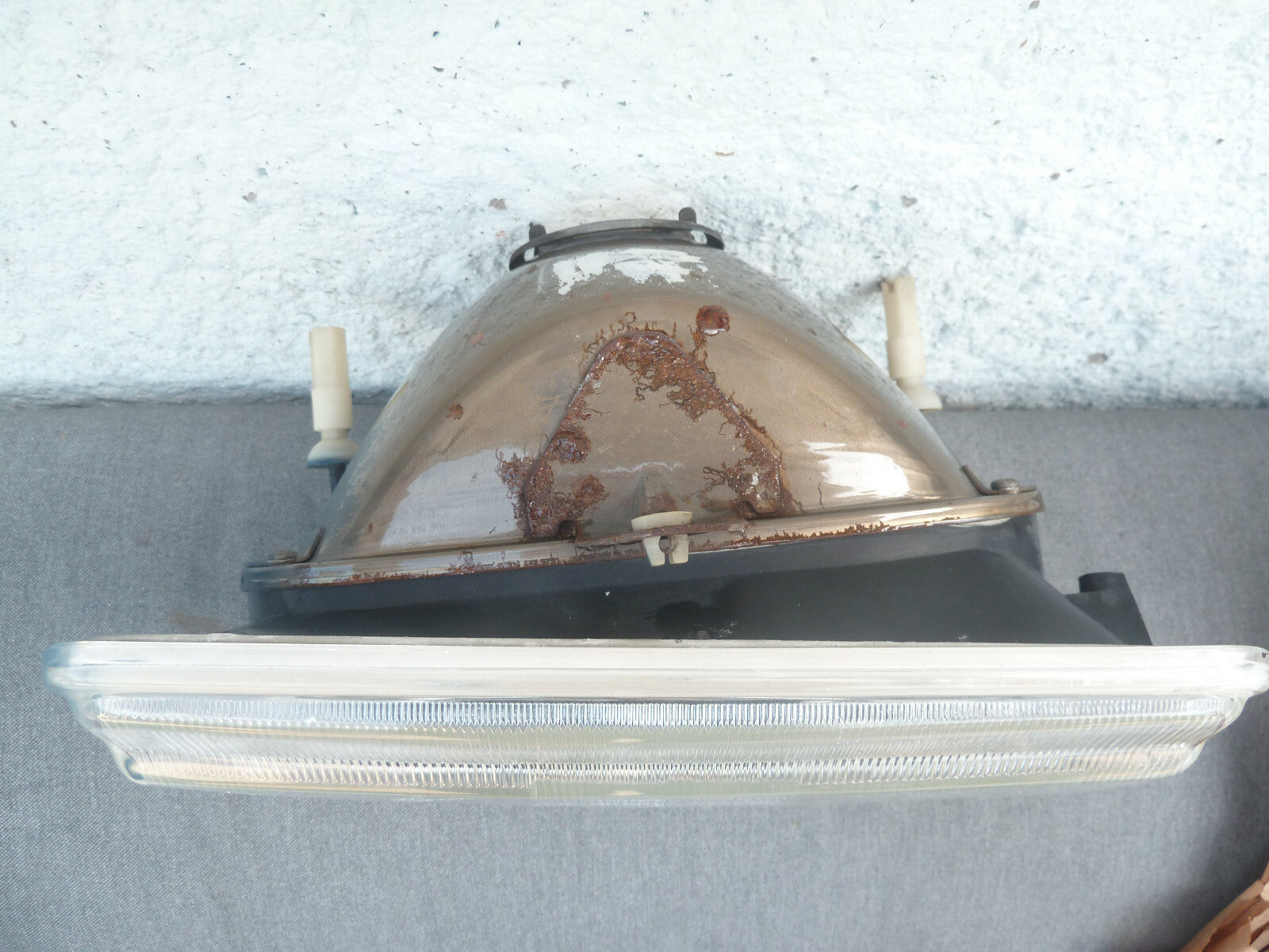OPTIQUE DE PHARE AVANT droit SEV MARCHAL 303...SIMCA TALBOT HORIZON