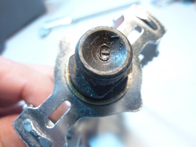 1 Vintage 80's pédale DEA  Chrome Steel Pedal 14/125 gauche