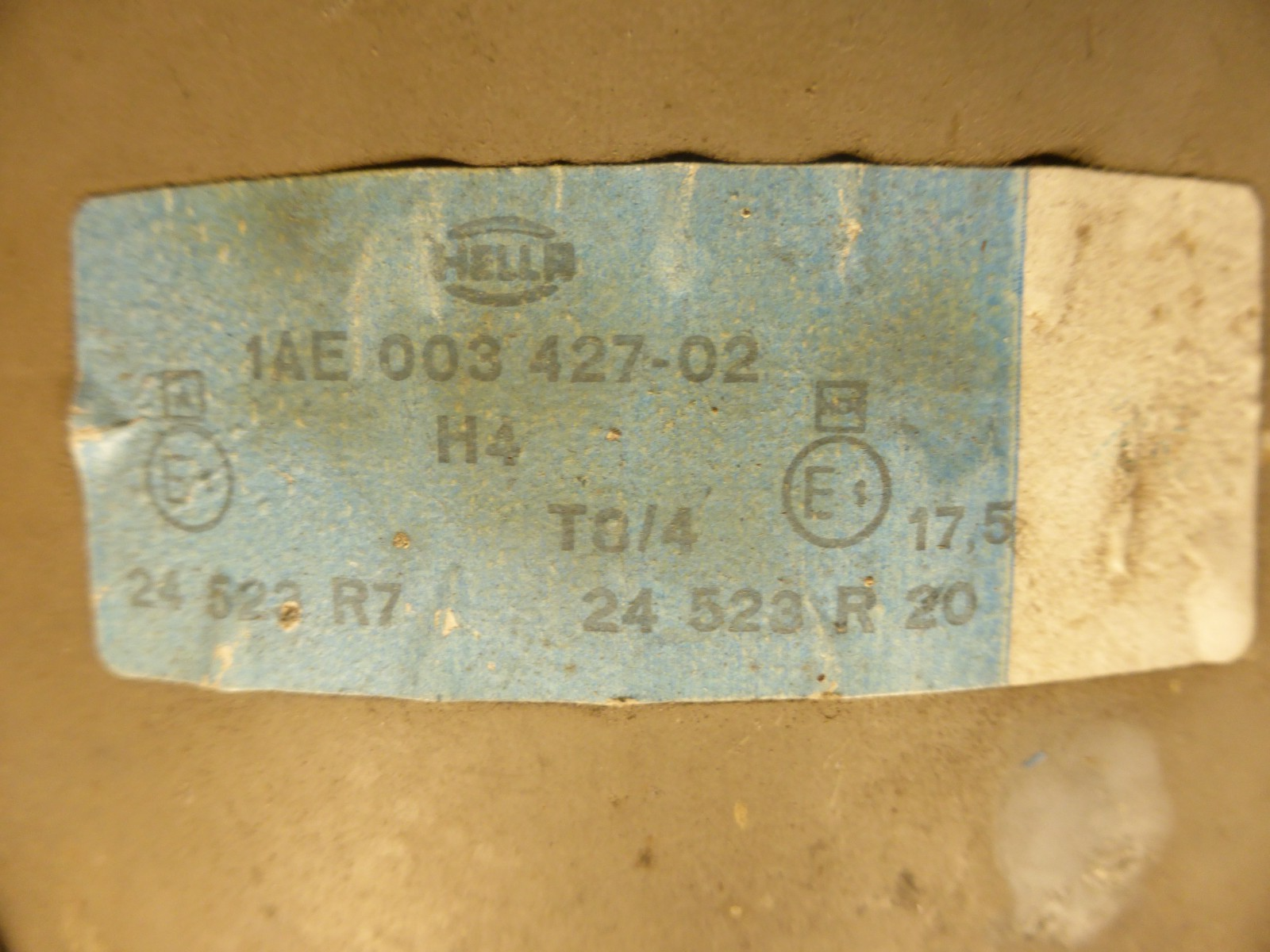 Yamaha Suzuki Honda Phare feu Hella H4 003-122 187