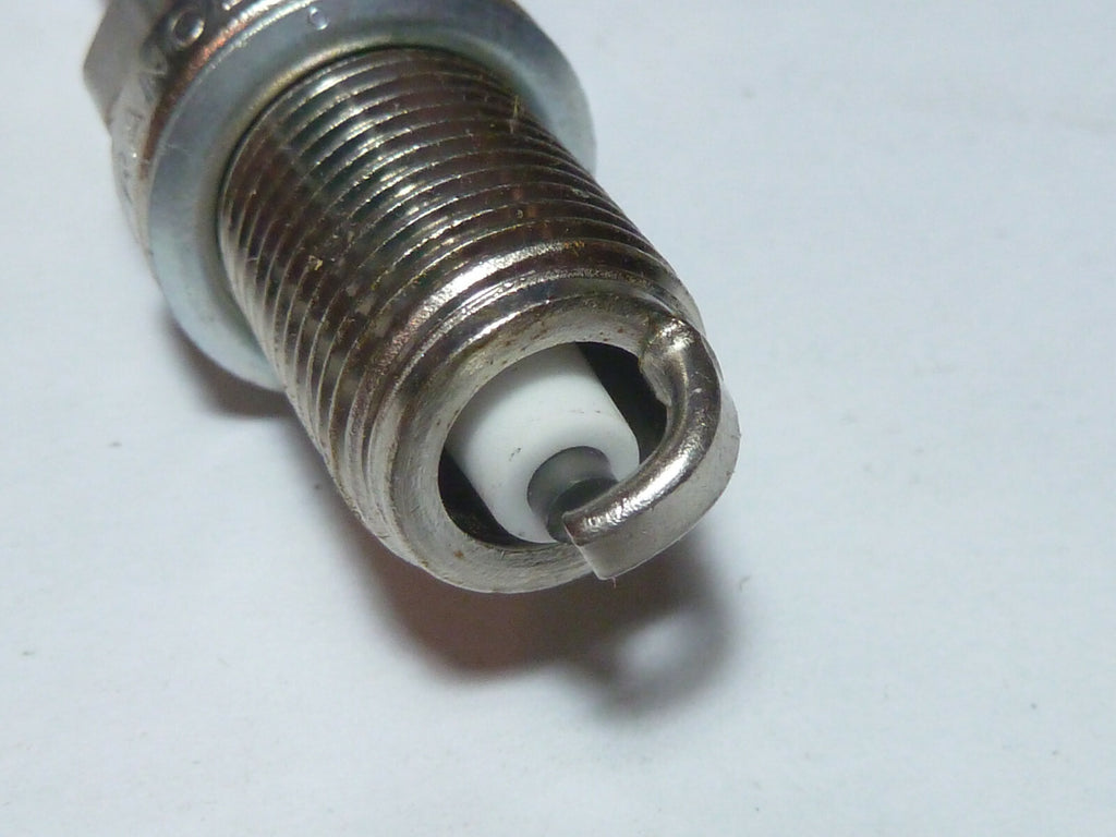 BOUGIE MARCHAL valeo DE COLLECTION  NEUVE - NOS- spark plug F80H