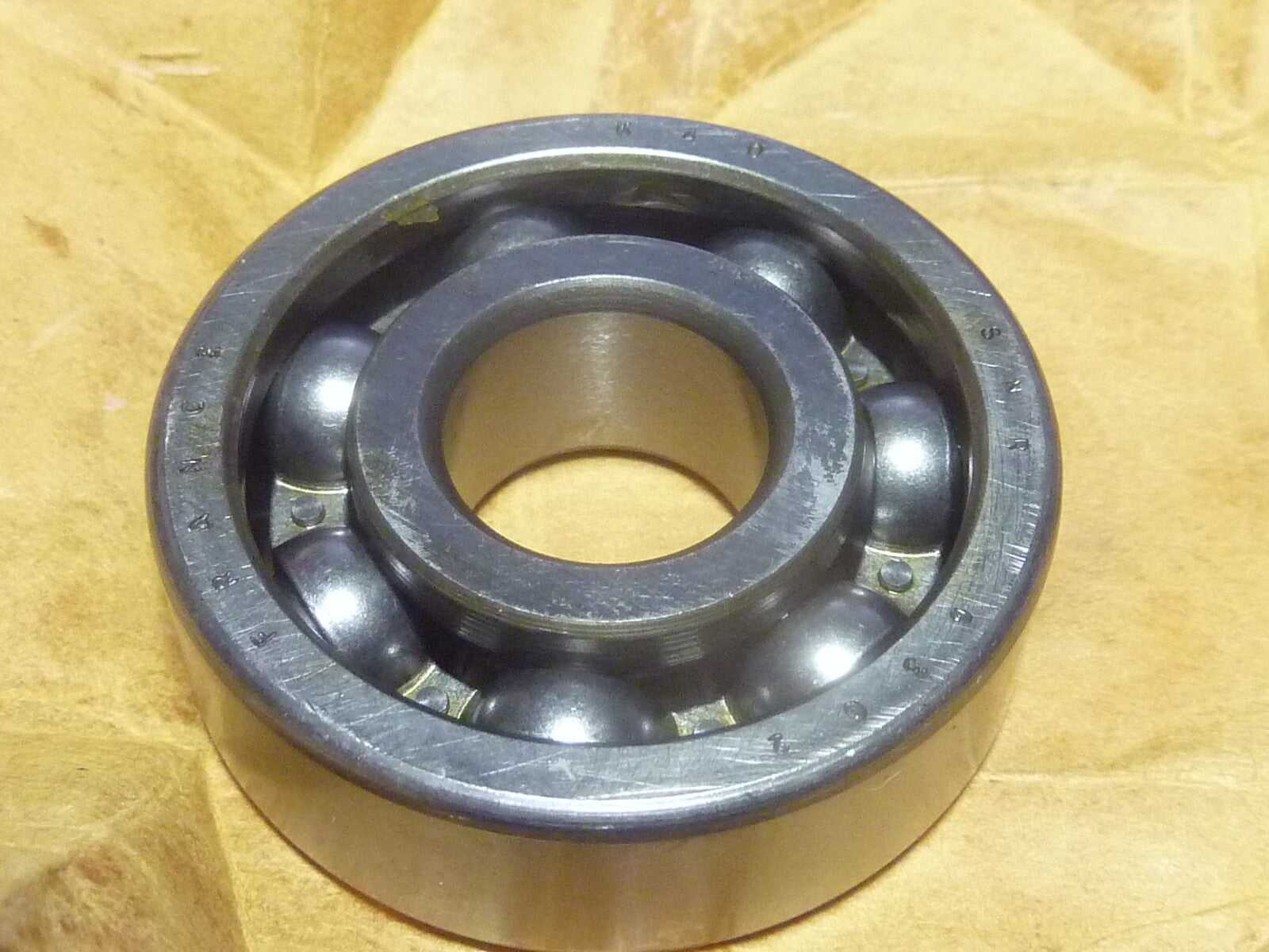 ancien stock Roulement a billes 6302 SNR - 15x42x13 mm