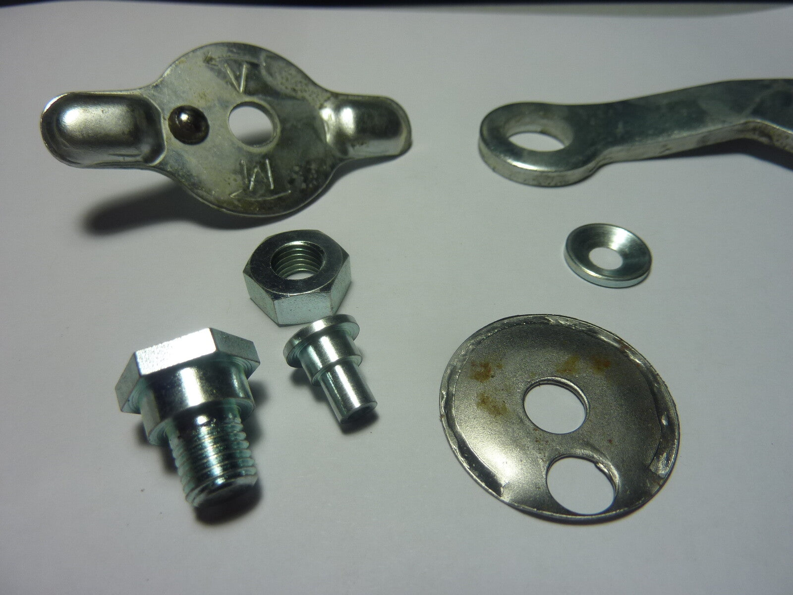 Verrouillage de poulie Peugeot  pour  103 Peugeot ancien stock