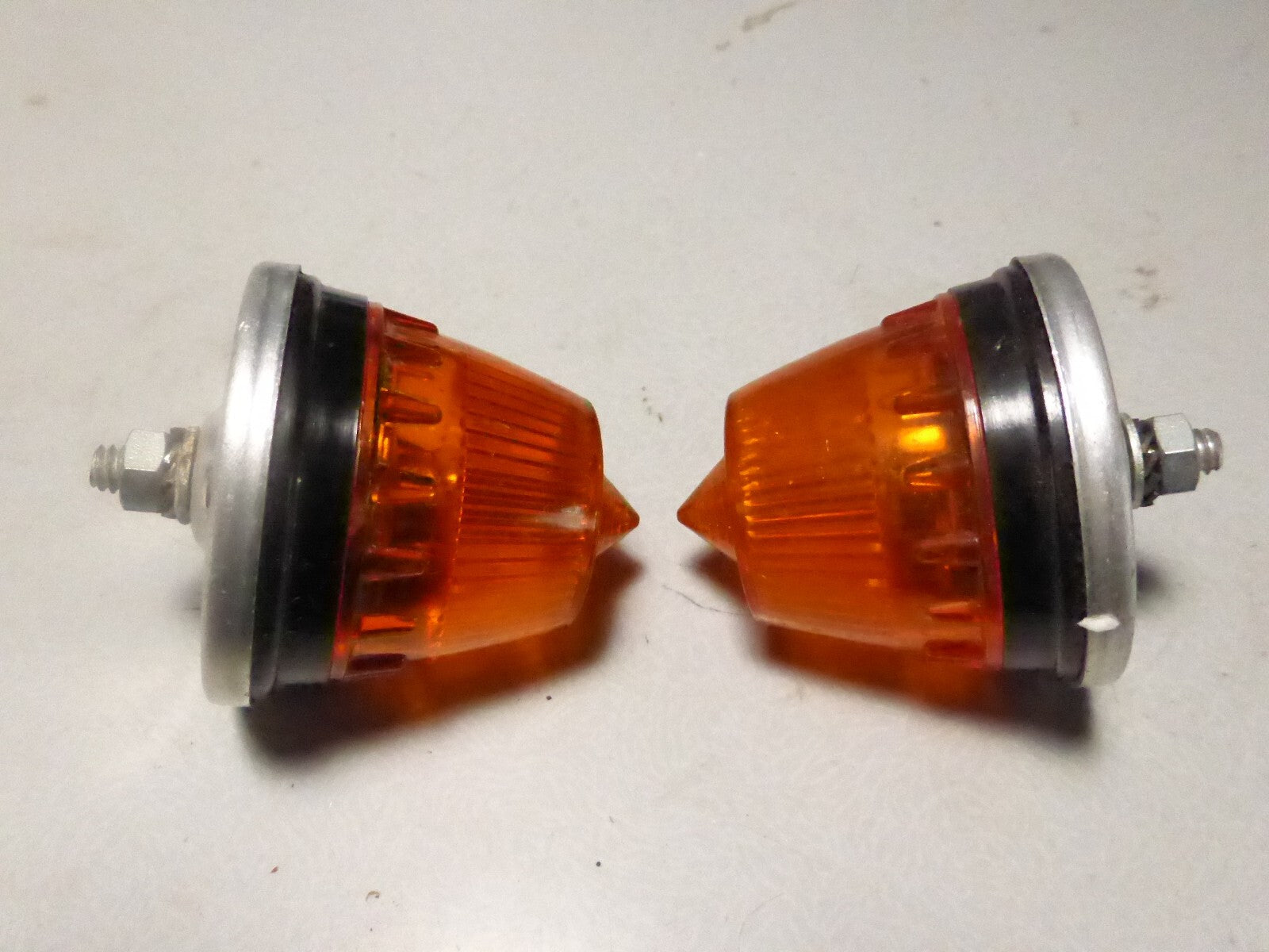 NOS 2 Feux cyclostop  MALY cyclosignal clignotant mobylette motobecane peugeot