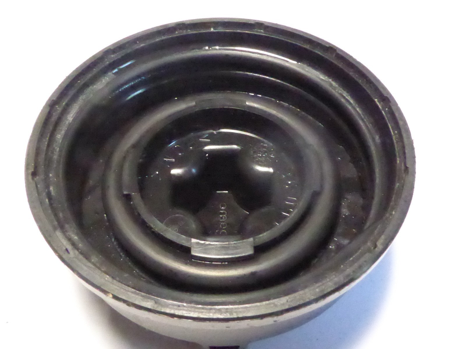 9609977780 Bouchon De Carburant pour CITROEN XANTIA BERLINA 1.9 TD SX 19 200565