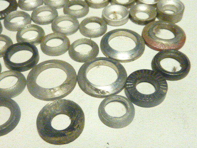 NOS Shimano pattes vis ecrous  étrier frein cantilever
