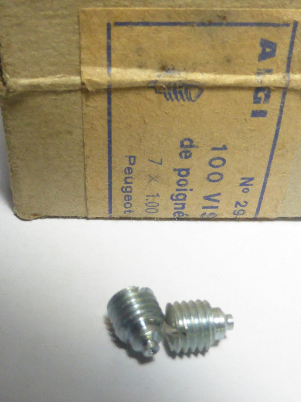 2 vis capot couvercle ancien CURSEUR  poignée ancien stock 7x100 Peugeot