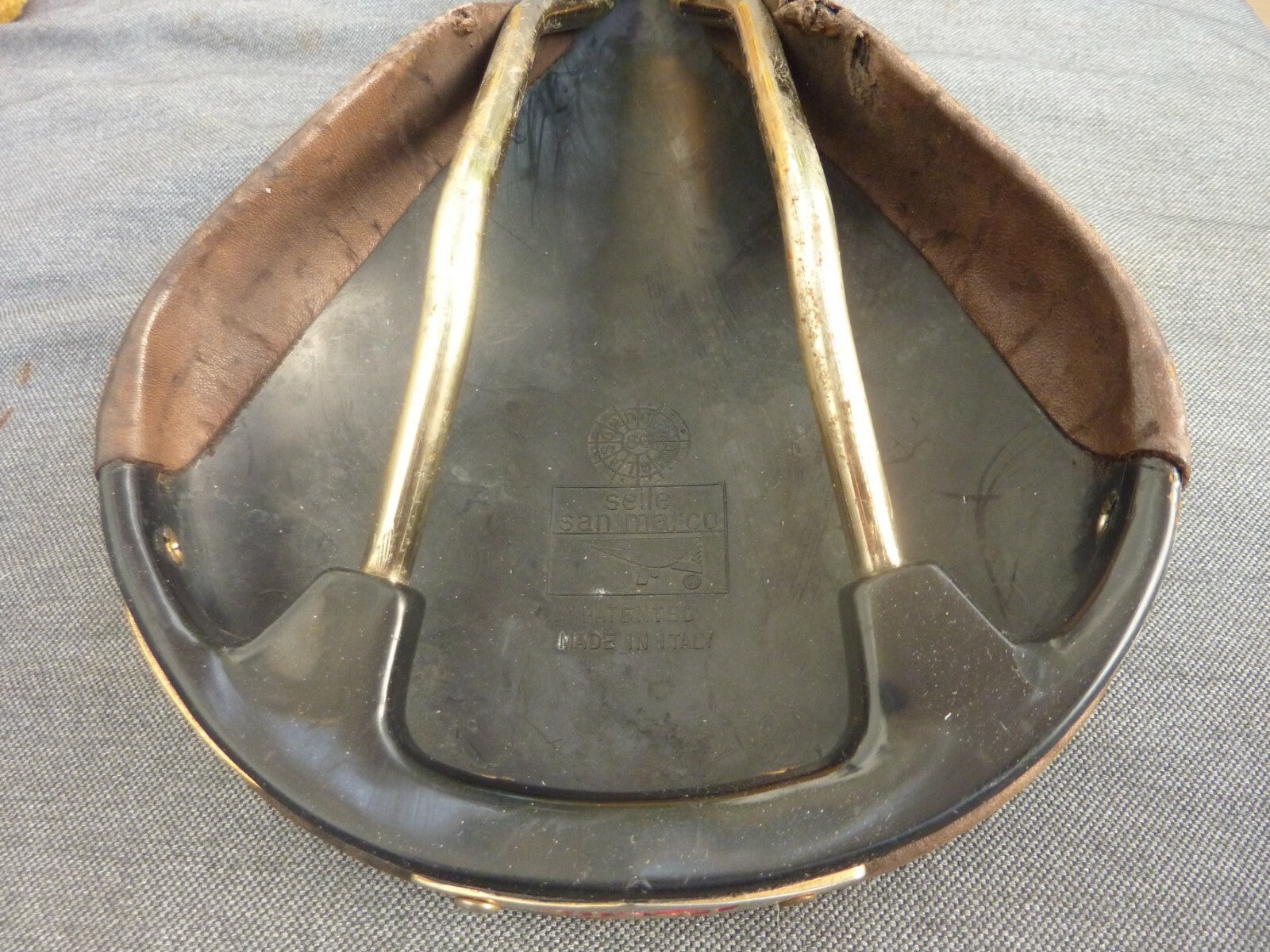 EROICA  Selle San Marco Rolls Cuir zébré Vintage course 1991